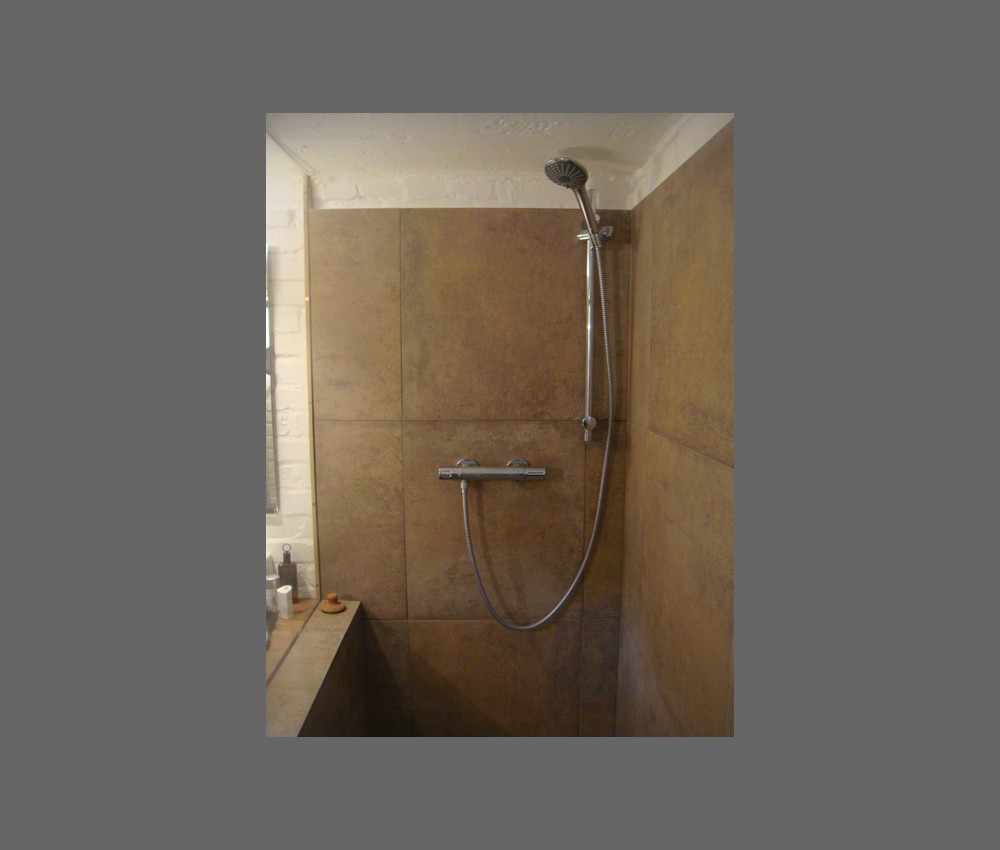 bad 2 detail dusche