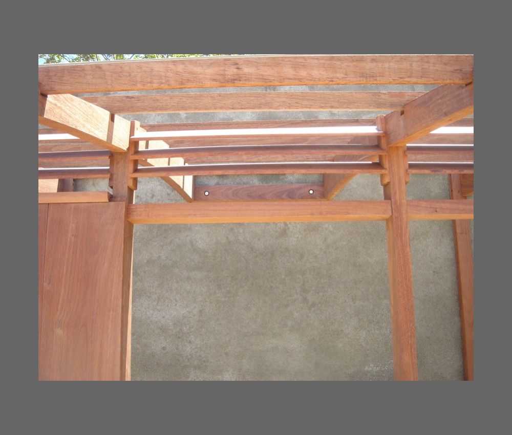 detail pump house 2