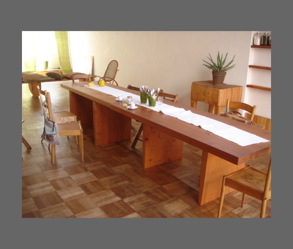 dining table in 2 parts