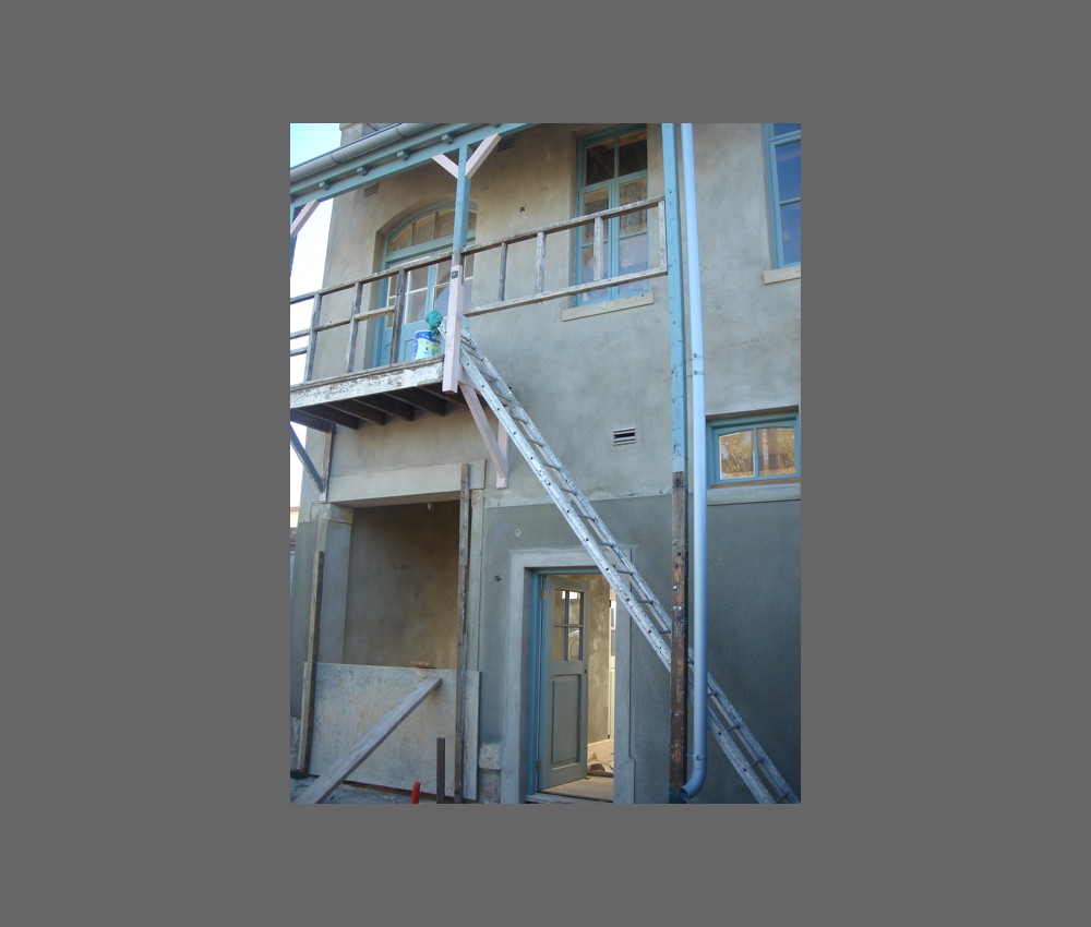 house before addition of stairs