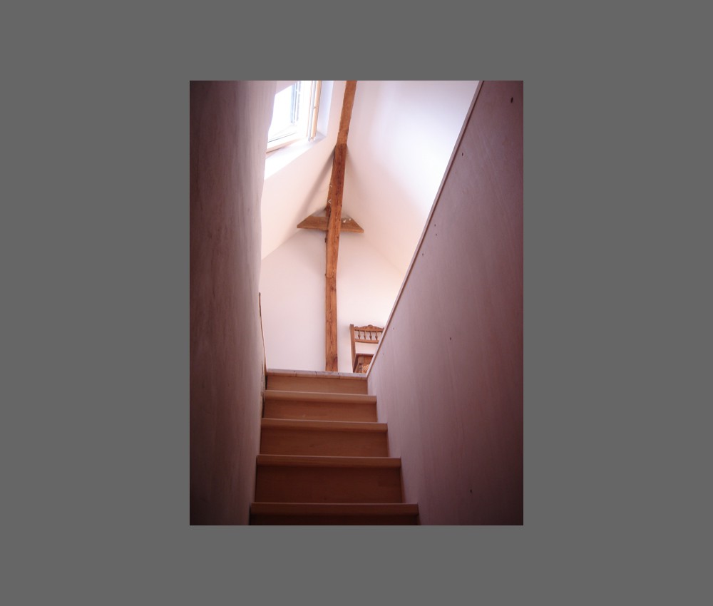 neue treppe zum dach