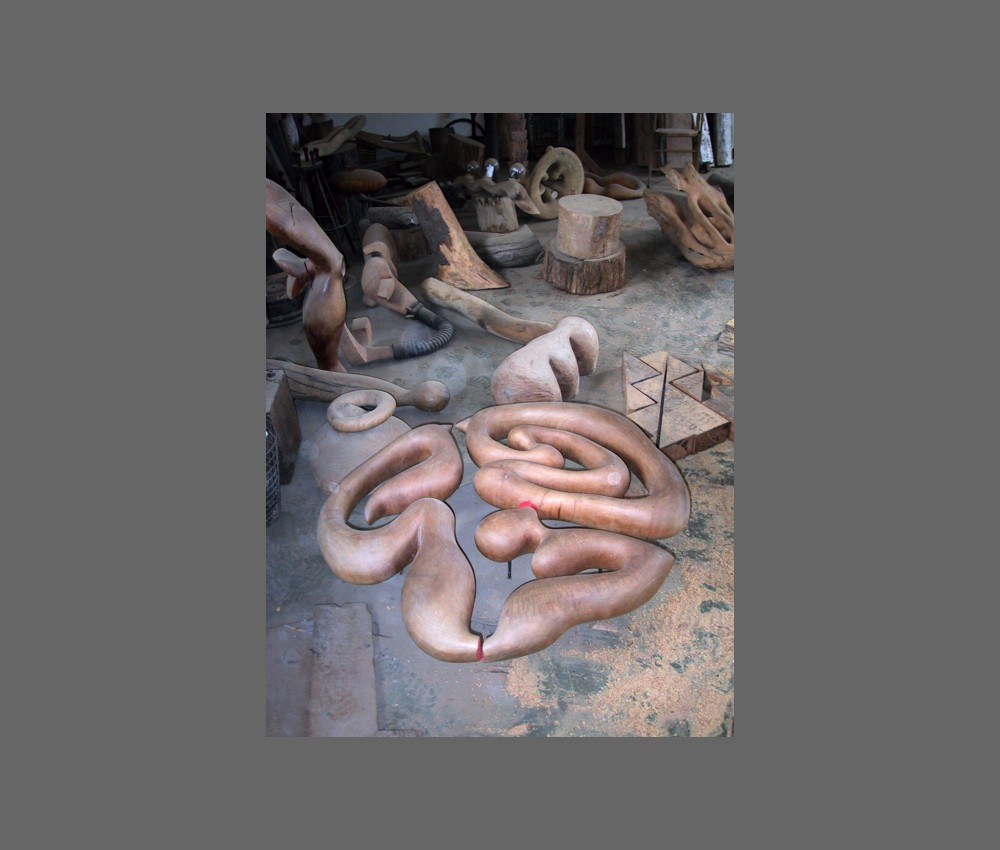 van gogh's ear african mahagony and metalbase 90x80x12  